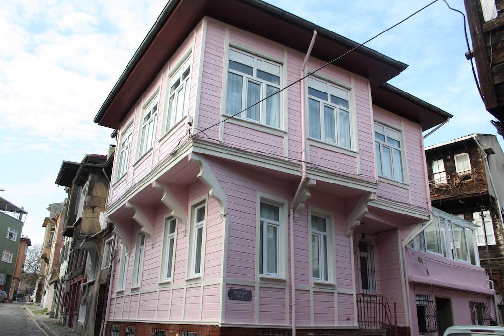Piya Hostel Истанбул Екстериор снимка
